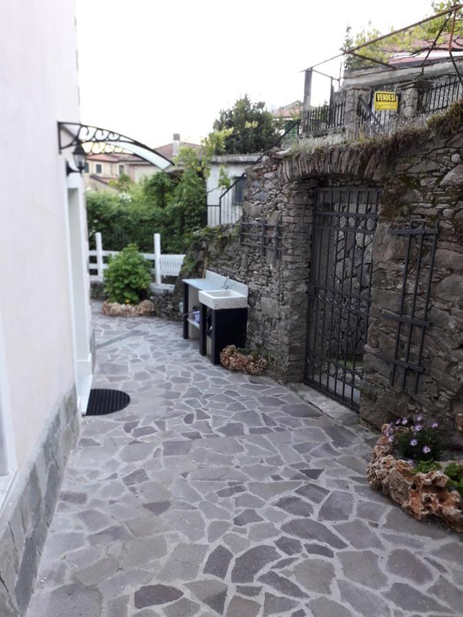 Casa Caterina Apartment ลาสเปเซีย ภายนอก รูปภาพ