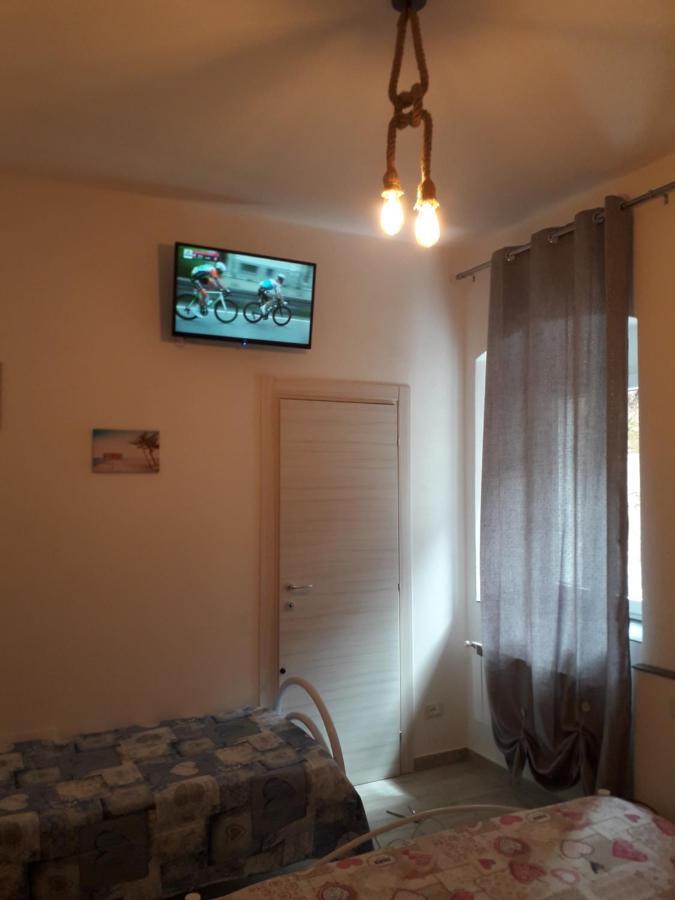 Casa Caterina Apartment ลาสเปเซีย ภายนอก รูปภาพ